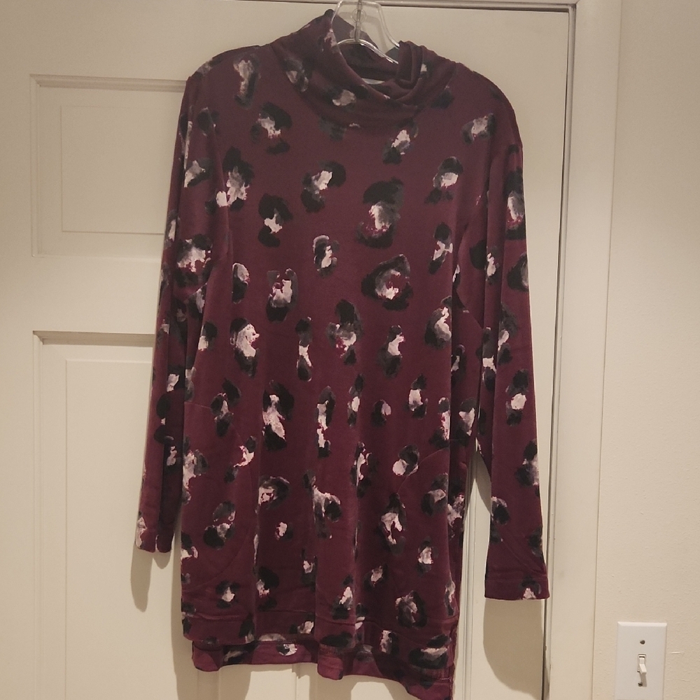 Carole Hochman Timeless Burgundy and Black Patterned Mini Dress Size Small